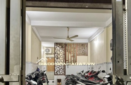 CHDV 16 PHÒNG - CÁCH MT PHẠM VĂN HAI 20M - 5 TẦNG - 80M2. CHỈ 8.X T.Ỷ